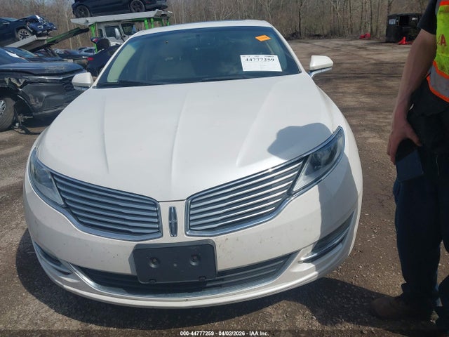 Lincoln MKZ