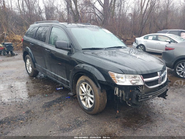 Salvage Dodge Journey Image