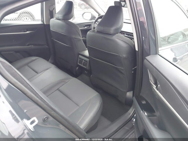 Toyota Camry Xle