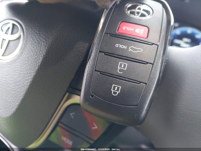 Toyota Camry Xle