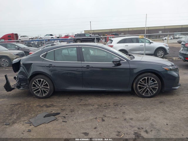 Toyota Camry Xle