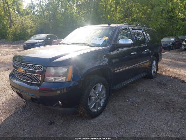 Chevrolet Suburban 1500 Ltz