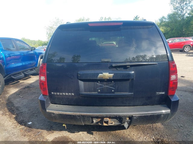 Chevrolet Suburban 1500 Ltz