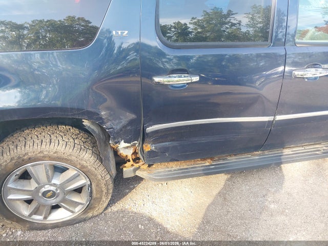 Chevrolet Suburban 1500 Ltz