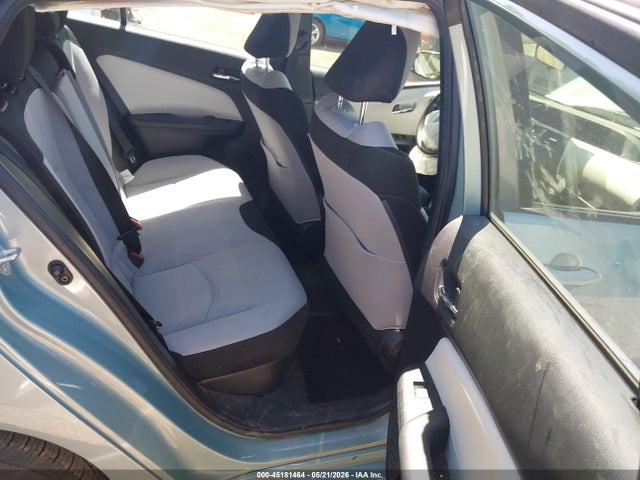 Toyota Prius Le