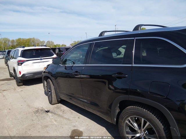 Toyota Highlander Xle V6