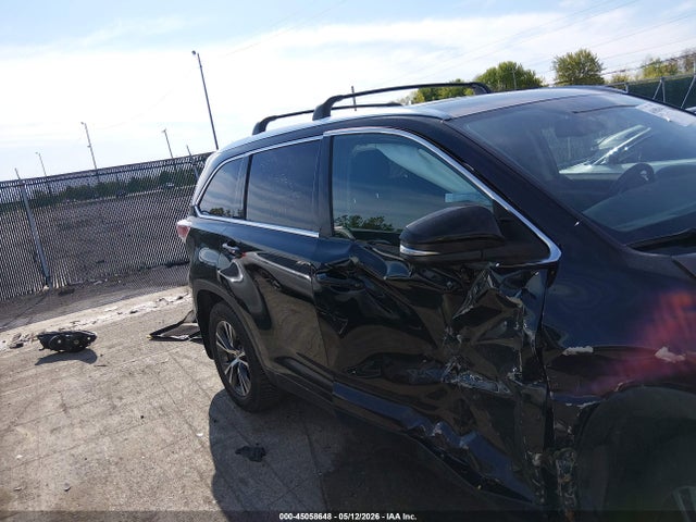Toyota Highlander Xle V6