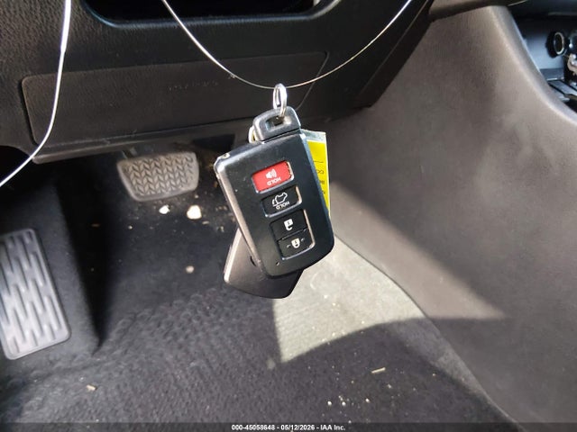 Toyota Highlander Xle V6