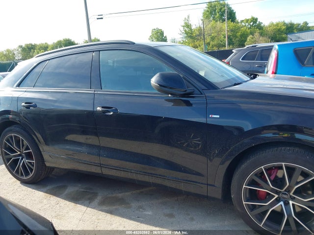 Audi Q8 55 Premium