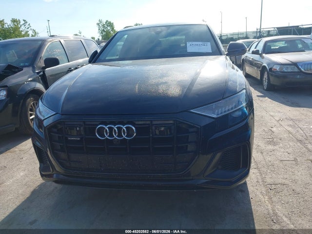Audi Q8 55 Premium