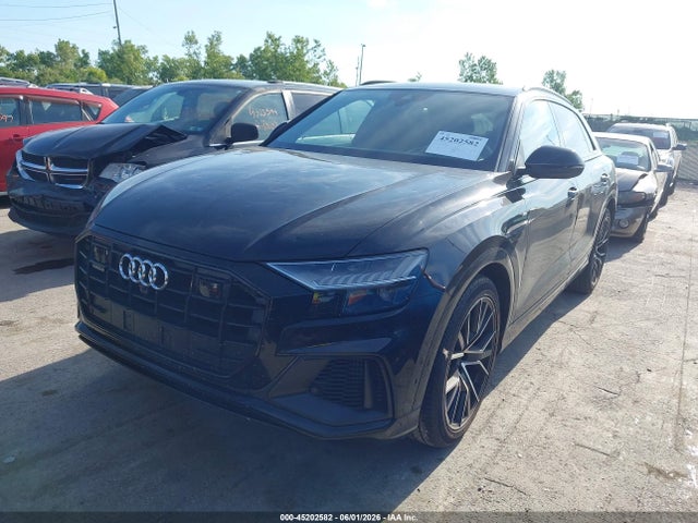 Audi Q8 55 Premium