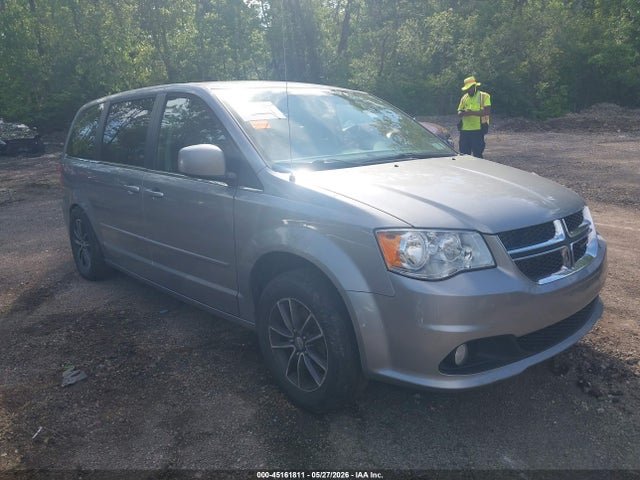 Salvage Dodge Grand Caravan Image