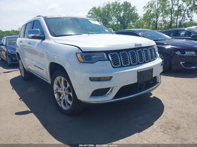 Salvage Jeep Grand Cherokee Image