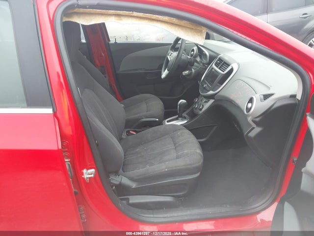 Chevrolet Sonic Lt Auto