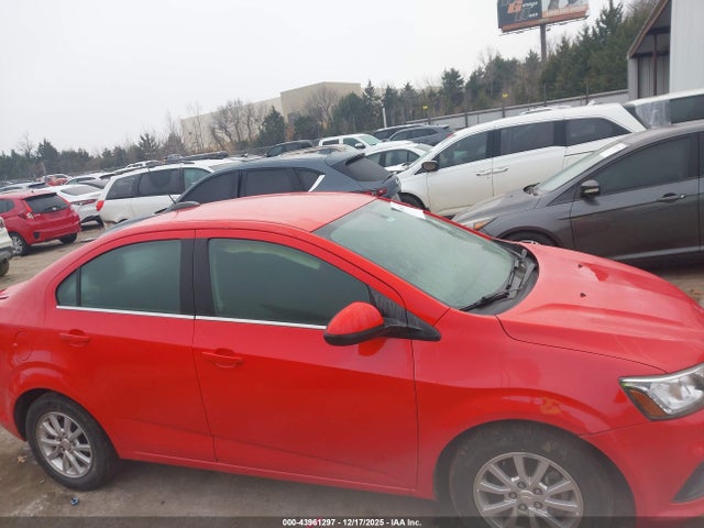Chevrolet Sonic Lt Auto