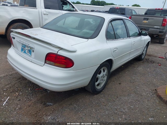 Oldsmobile Intrigue