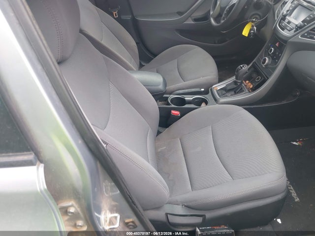 Hyundai ELANTRA Se