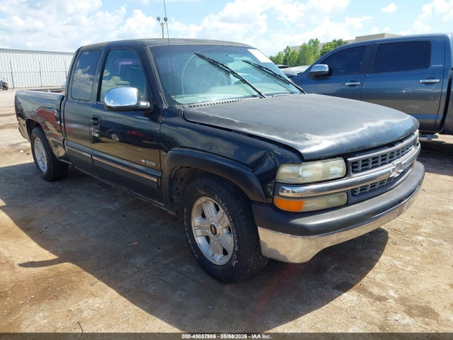 Salvage Chevrolet Silverado 1500 Image