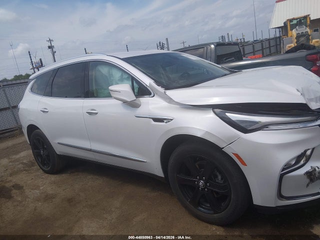 Buick Enclave Essence Fwd