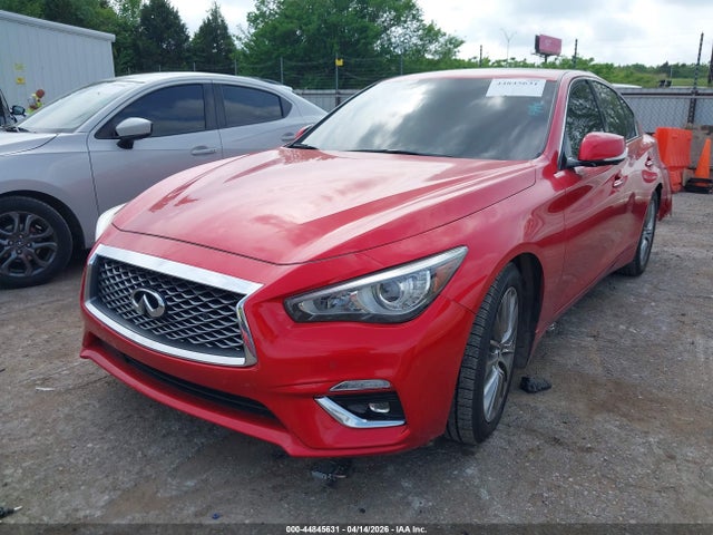 INFINITI Q50 Luxe