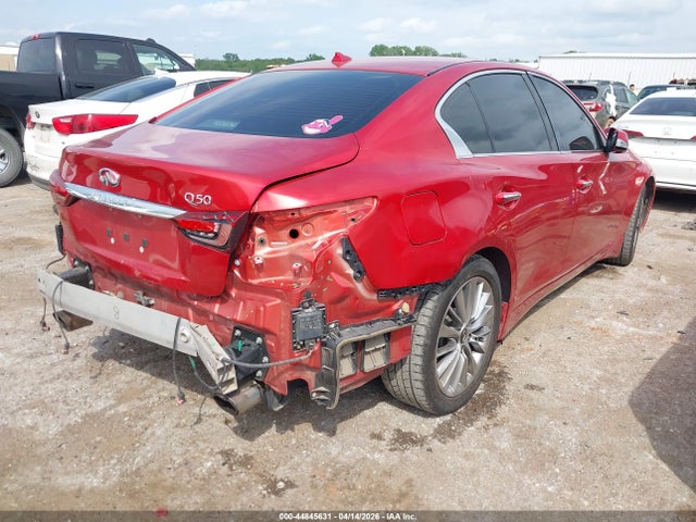 INFINITI Q50 Luxe
