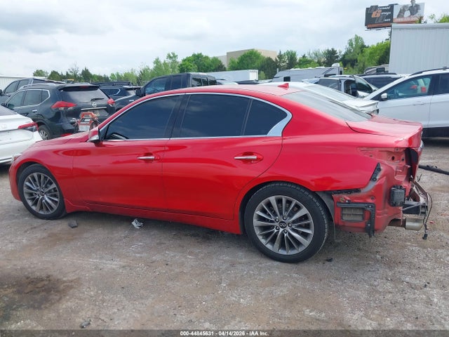 INFINITI Q50 Luxe