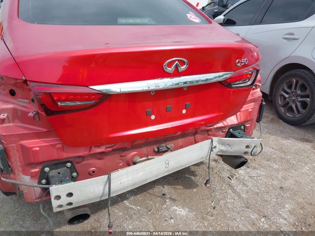 INFINITI Q50 Luxe