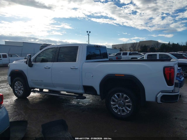 General Motors Sierra 2500HD 4wd  Standard Bed Denali
