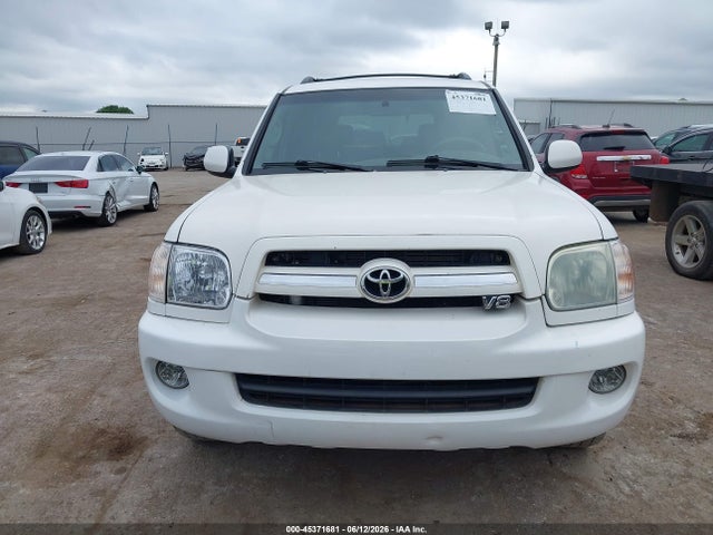 Toyota Sequoia Sr5 V8