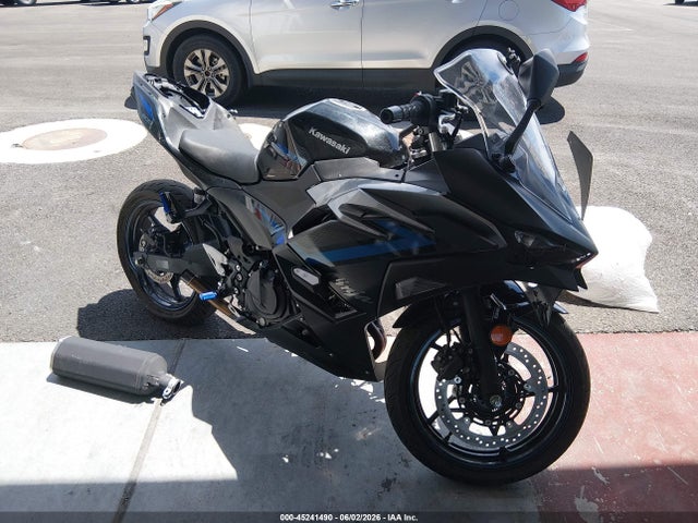 Salvage Kawasaki Ex500 Image