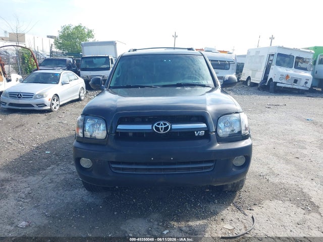 Toyota Sequoia Sr5 V8