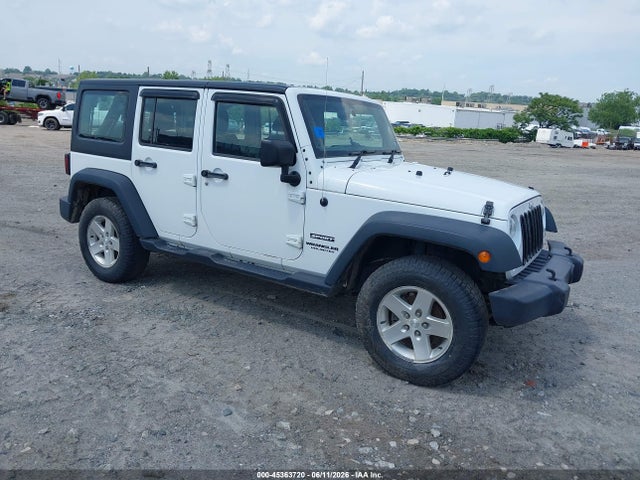 Salvage Jeep Wrangler Image