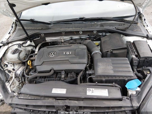Volkswagen Golf Tsi S