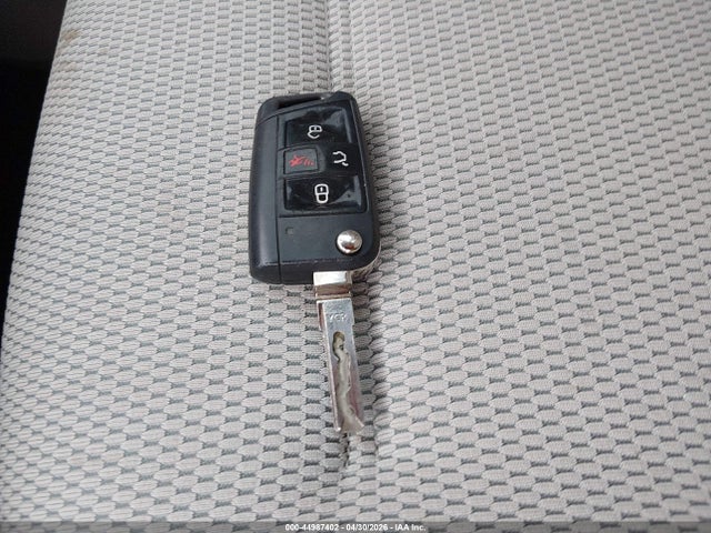 Volkswagen Golf Tsi S