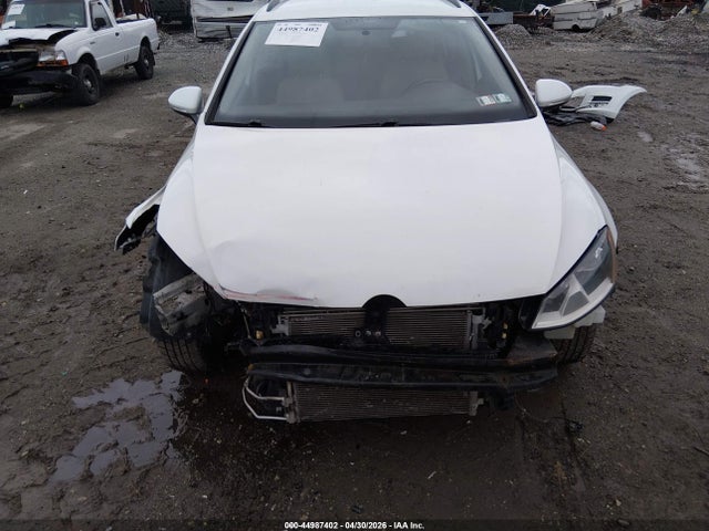 Volkswagen Golf Tsi S