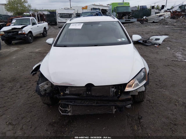 Volkswagen Golf Tsi S