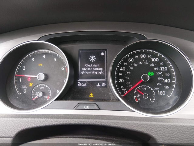 Volkswagen Golf Tsi S