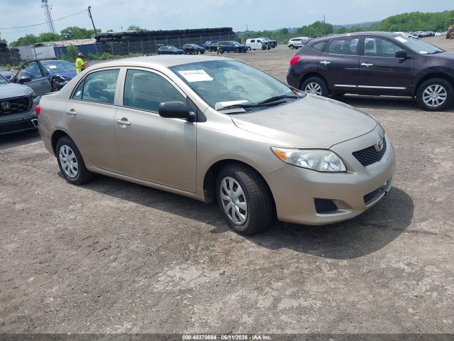 Salvage Toyota Corolla Image