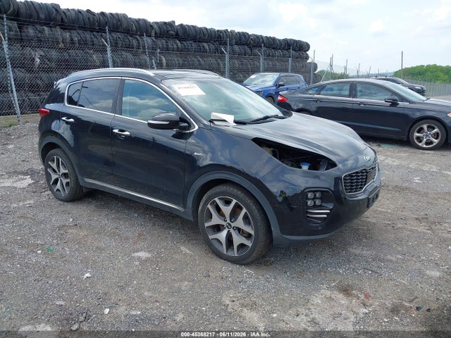 Salvage Kia Sportage Image