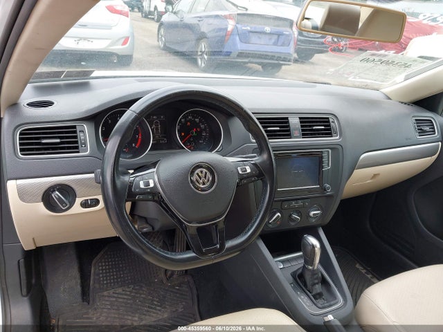 Volkswagen Jetta 1.4t Se