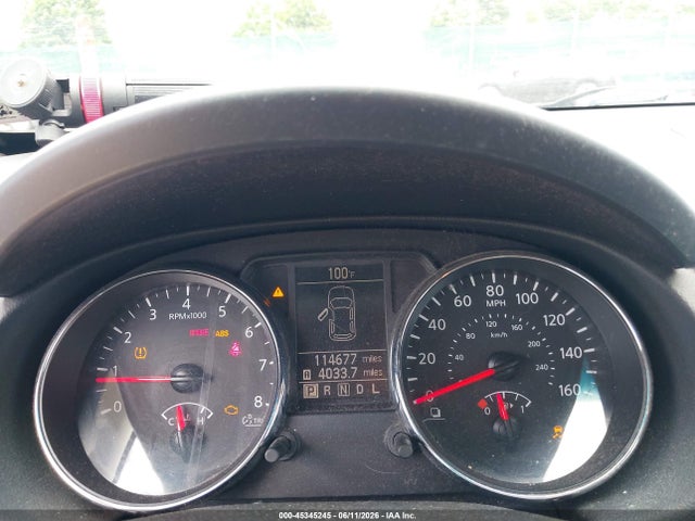 Nissan Rogue S