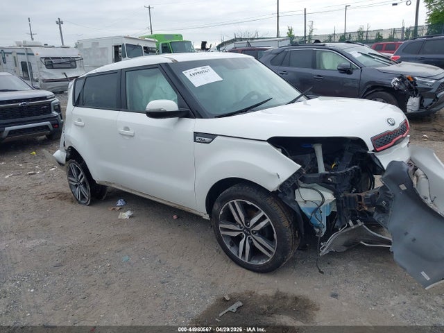 Salvage Kia Soul Image