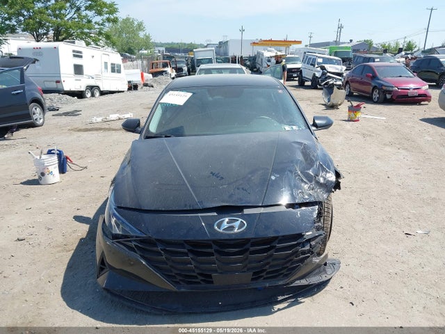 Hyundai ELANTRA Sel