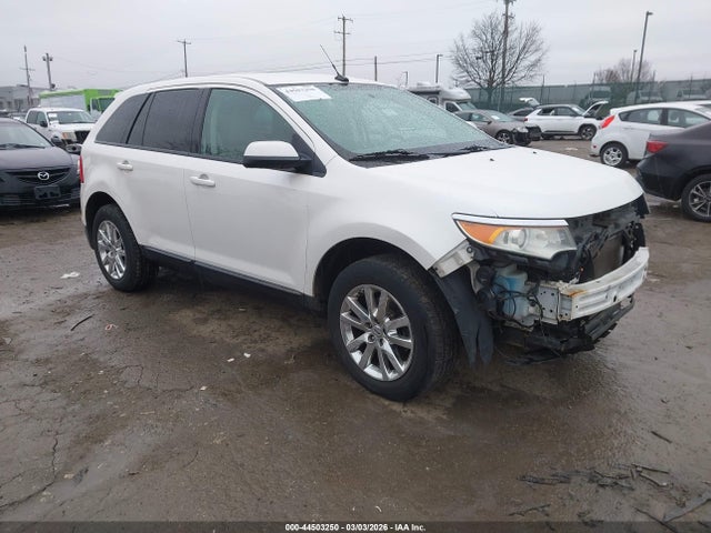 Salvage Ford Edge Image