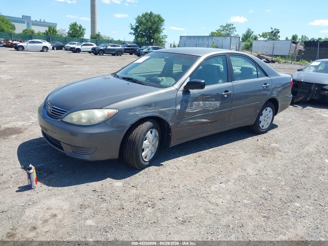 Toyota Camry Std