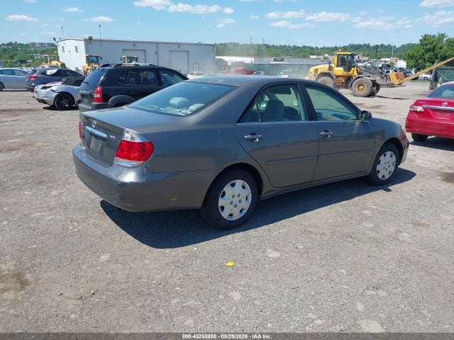 Toyota Camry Std