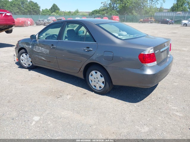 Toyota Camry Std