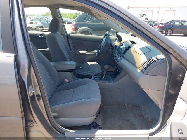 Toyota Camry Std