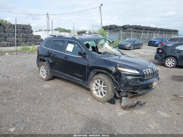 Salvage Jeep Cherokee Image