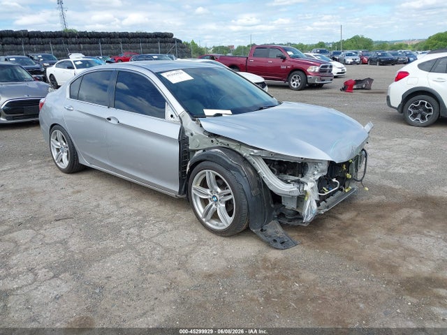 Salvage Honda Accord Image